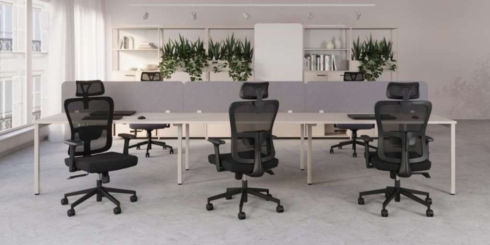 Trofi armchair